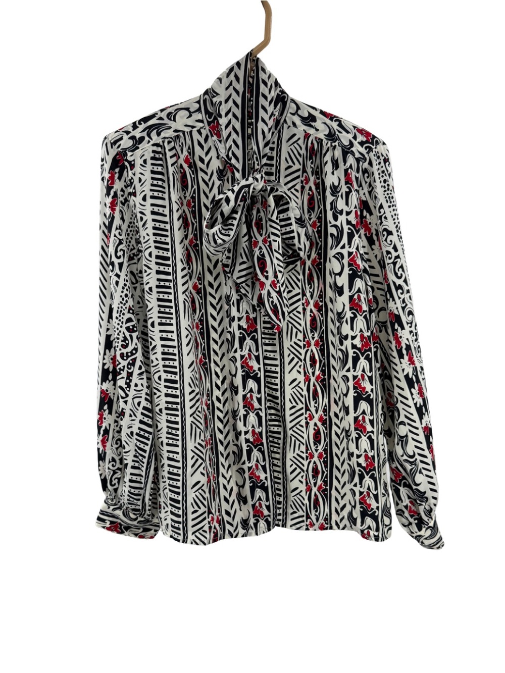 Alfred Dunner Black White Red Floral Stripe Button-Down Shirt tie neck retro 12